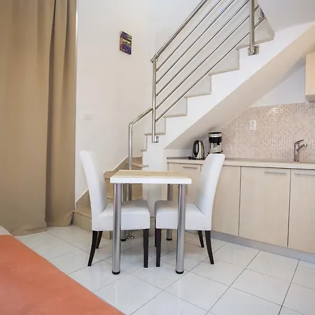Apartment Sumic Podgora (Split-Dalmatia)