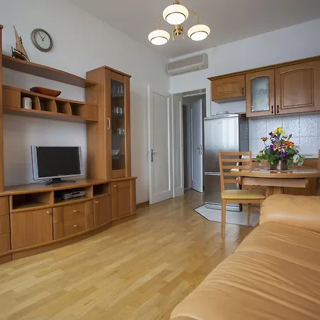 Apartment Sumic *